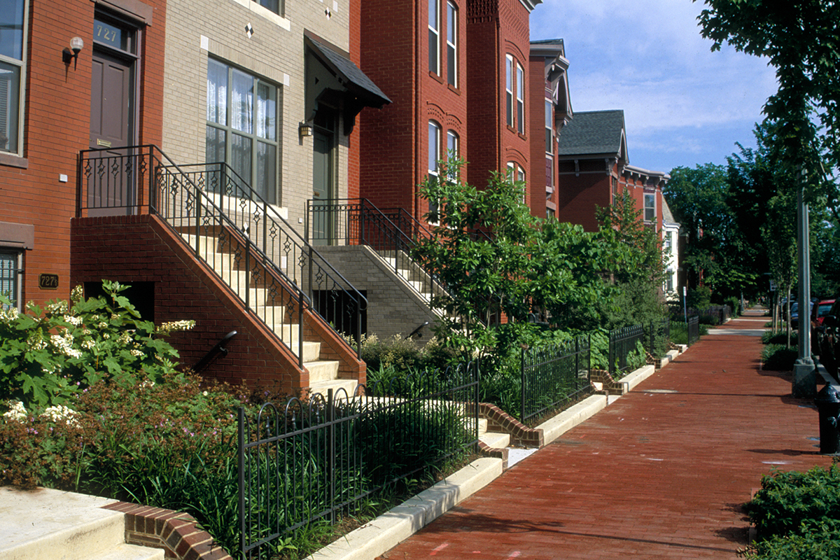 Built to replace Ellen Wilson housing project, townhouses are a mixed-income model